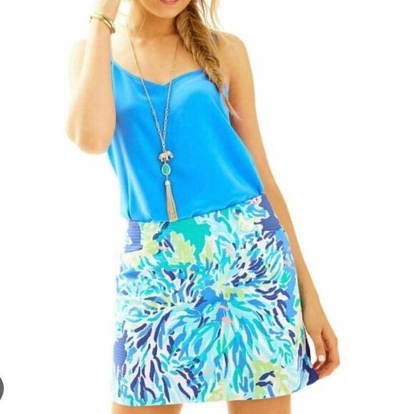 Lilly Pulitzer Mari gold skort in blue coral prints Size 00 L38 - Picture 1 of 11